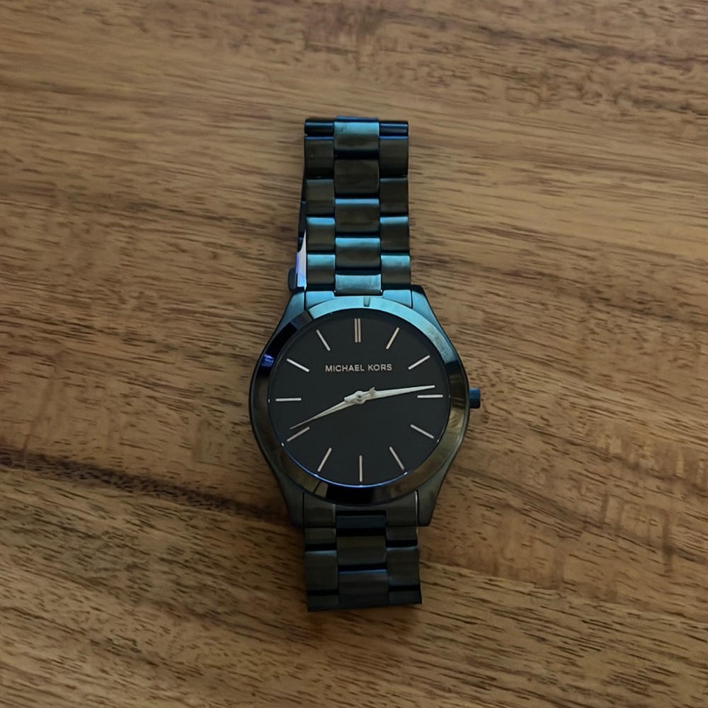 Oversized Slim Runway Olive-Ton Watch